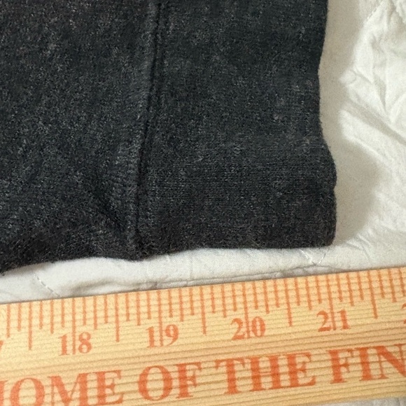 Polo Ralph Lauren 1/4 Zip. Black Long Sleeve Sweater. Estate Rib Style. - Picture 10 of 13